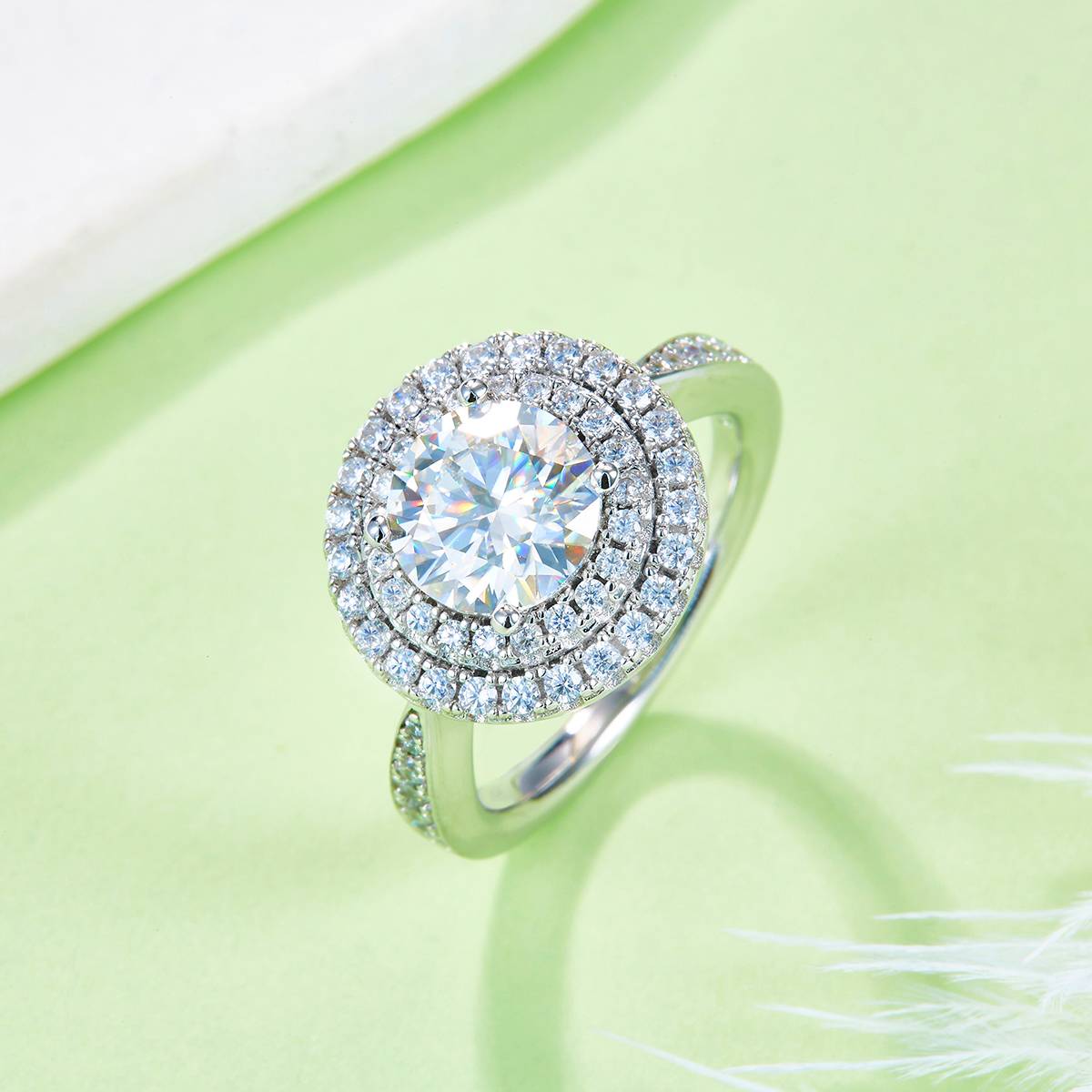 Exquisite round S925 silver plated white gold moissanite diamond women's ring 2.0 carats D-grade